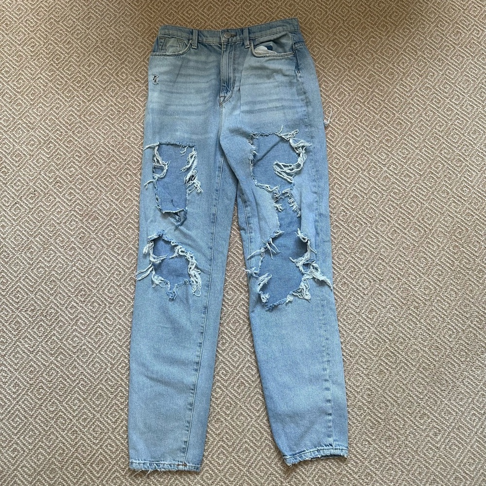 BDG ripped high rise jeans